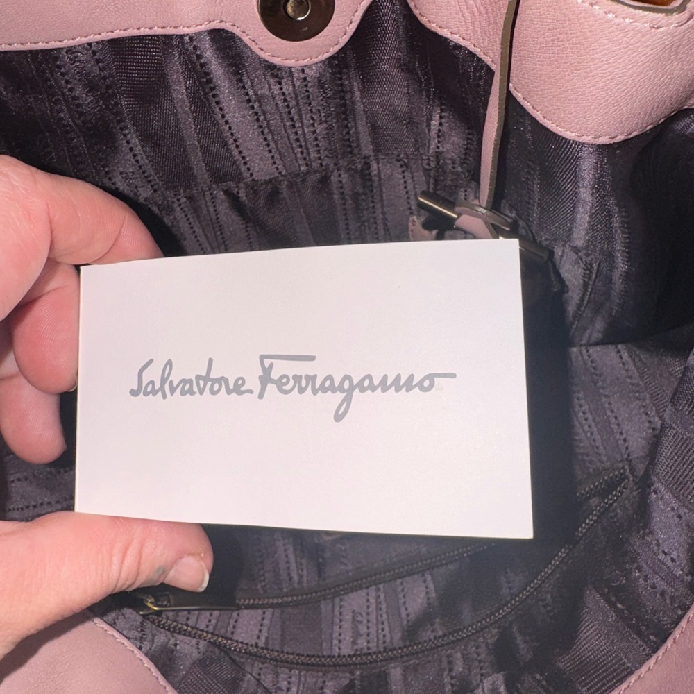 Salvatore Ferragamo Lavender Leather Tote Bag - Picture 8 of 10